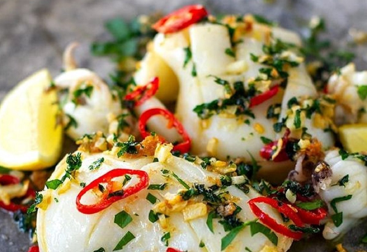 Grilled Squid With Garlic, Chili & Parsley (By Irena Macri) 