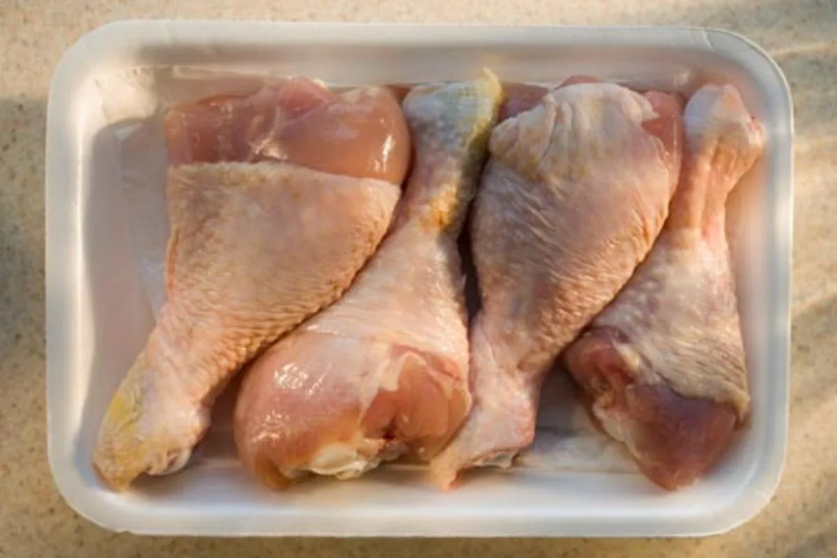 When To Throw Chicken Out