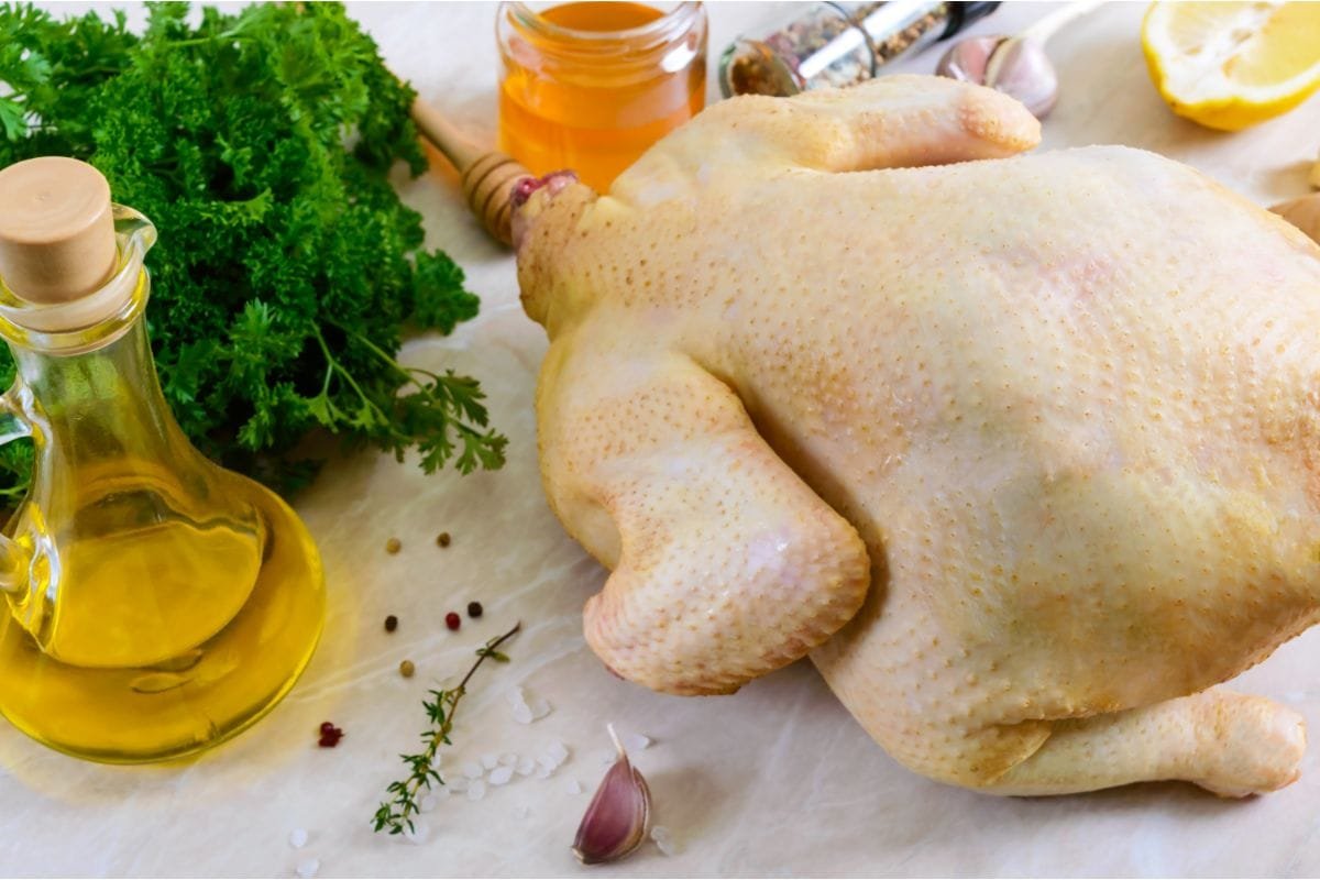 How Long Can A Turkey Stay Fresh In The Refrigerator?