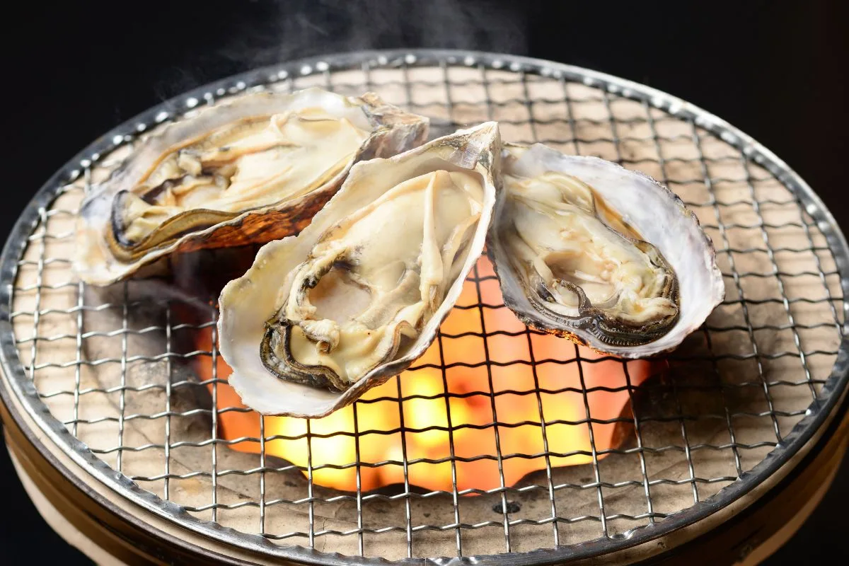 How to Make Delicious Smoked Oysters at Home