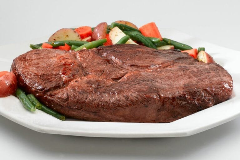 Key Differences Between Shoulder Roast and Chuck Roast Bro BBQ