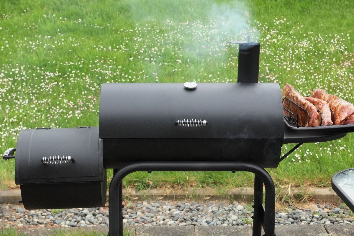 Set The Smoker Lid On